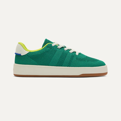 side | The Kids Stretch Sneaker in Emerald Pop shown from the side.